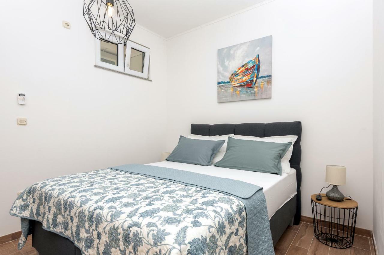 Apartmani Zara & Maris Gradac  Luaran gambar