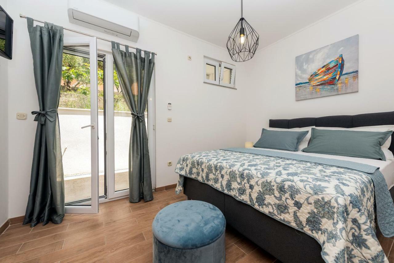 Apartmani Zara & Maris Gradac  Luaran gambar